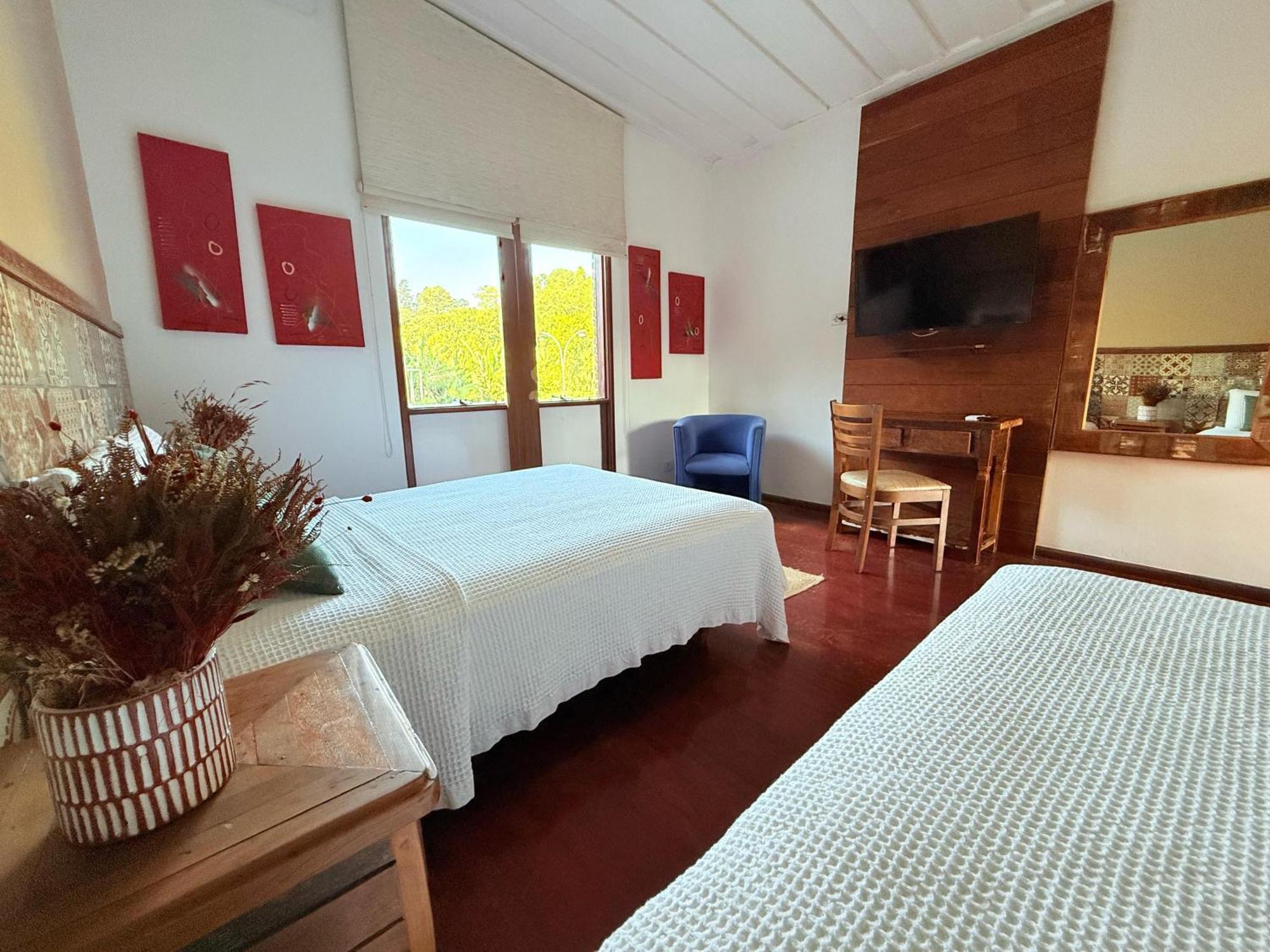 Ecohotel Vale Do Sol 5* Embu
