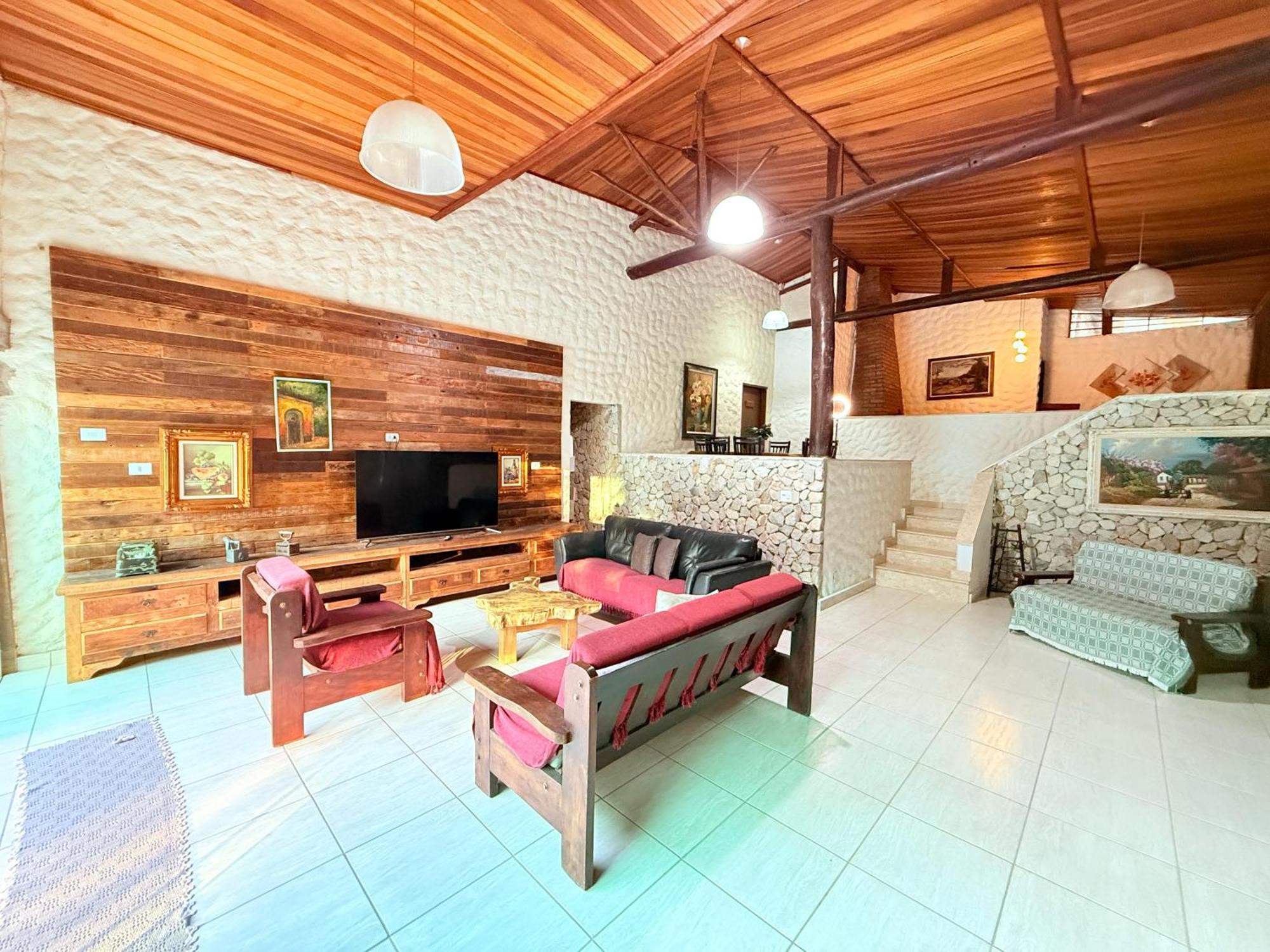 Ecohotel Vale Do Sol 5* Embu